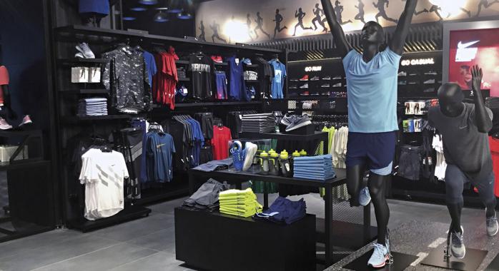 Homme transaction horaire go sport Conquérir mélange la grâce