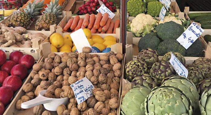La noix de Grenoble, seule variété représentée au célèbre Marché aux Victuailles de Munich © DR