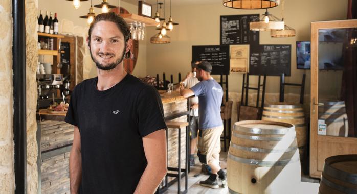 Bryce Perrin, gérant de la brasserie Chez Fernand. © F. Ardito