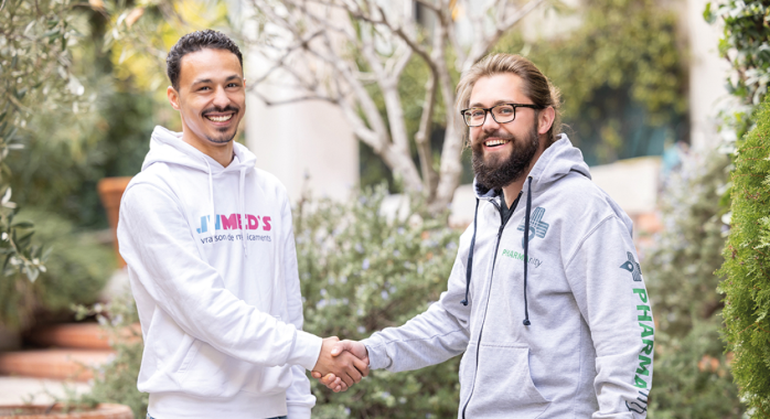 Talel Hakimi, CEO et cofondateur de Livmed's et Samuel Mottin, pharmacien, cofondateur de Pharmanity © Pharmanity Talel Hakimi, CEO et cofondateur de Livmed's et Samuel Mottin, pharmacien, cofondateur de Pharmanity