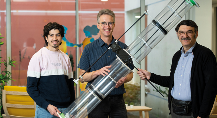 Yacine Boucheriguene, ingénieur, Garrett Smith et Armand Tardella, cofondateurs de Wind Fisher © F. Ardito Yacine Boucheriguene, ingénieur, Garrett Smith et Armand Tardella, cofondateurs de Wind Fisher