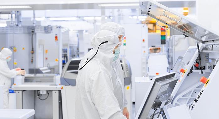 Au cœur des laboratoires du CEA @Pierre Jayet Au cœur des laboratoires du CEA