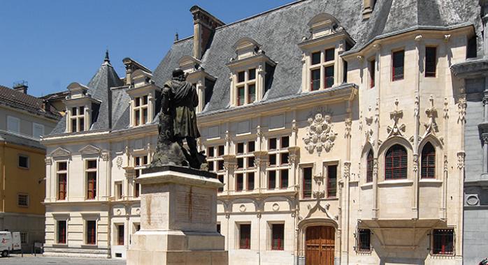 © D. Vinçon - Le Palais du Parlement du Dauphiné