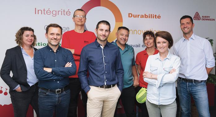 Une équipe engagée autour des valeurs de l'entreprise © Avery Dennison