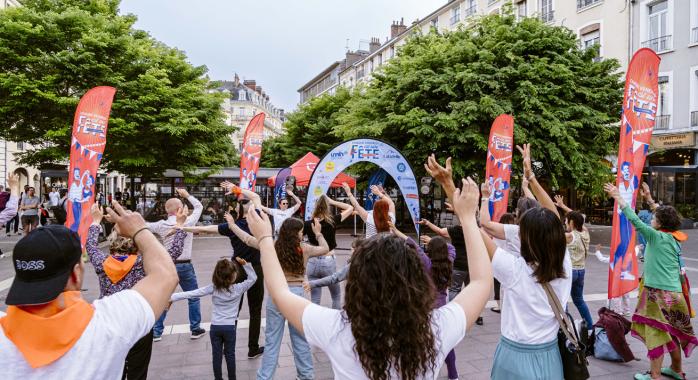 Le centre-ville de Grenoble prend des airs de fête © Y. Lemonnier Le centre-ville de Grenoble prend des airs de fête