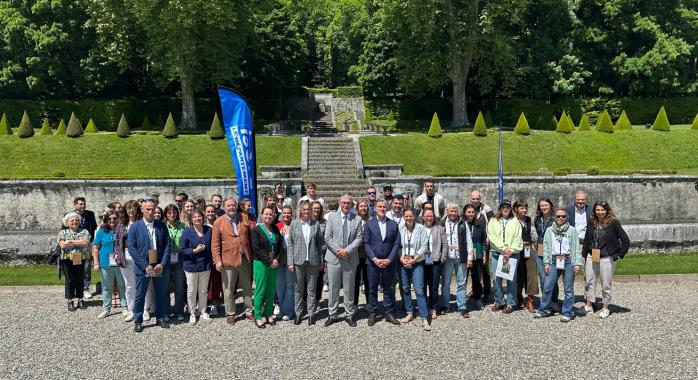 Les acteurs du tourisme du Département de l'Isère ont présenté la saison d'été au Château du Touvet © S. Scaringella Les acteurs du tourisme du Département de l'Isère ont présenté la saison d'été au Château du Touvet