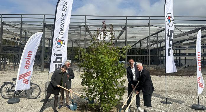 Pose du premier arbre de S.Pace Europe © CGI