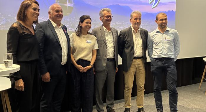 Anne-Fleur BARRET (Bloom Up Conseil), Jean-Pierre Gaillard (Président CASRA), Coralie Gueydon (King Jouet), Pierre Fort (DG CASRA), Jean Therme (CEA), Nicolas Saubin (ASTRIIS)
