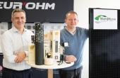 Pascal Fréville, directeur général d’Eur’Ohm et Emmanuel Coulomb, responsable de la marque Watt & Home.